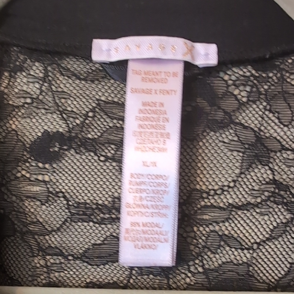 Savage X Fenty Black Robe - Picture 2 of 3